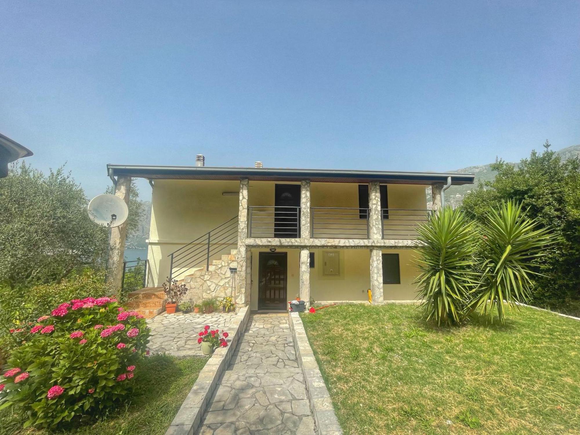 Apartments Krivokapic Prcanj With Bay View Kotor Exterior photo